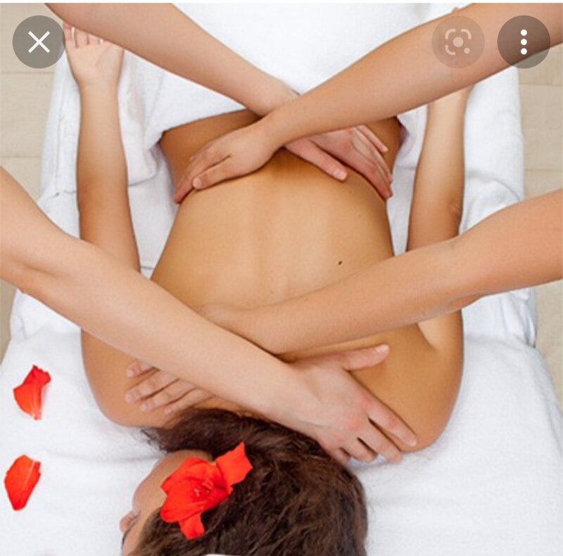 Cuplu de maseuri, (maseur/ maseuza)