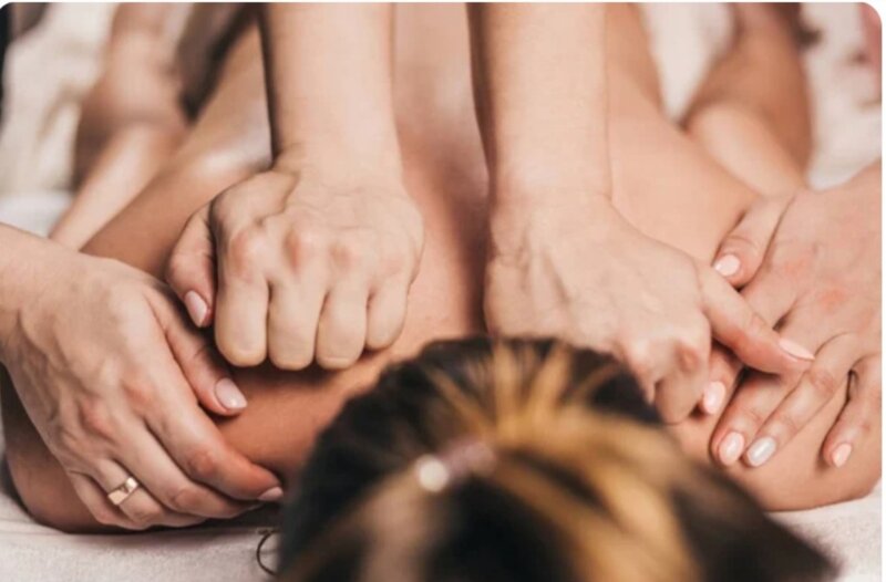 Cuplu de maseuri, (maseur/ maseuza)